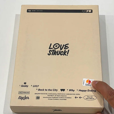 Kep1er - 4th Mini Album [LOVESTRUCK!] (LOVE STRIKE Ver.) [PROMO/NOT FOR SALE] HAND-SIGNED ALBUM