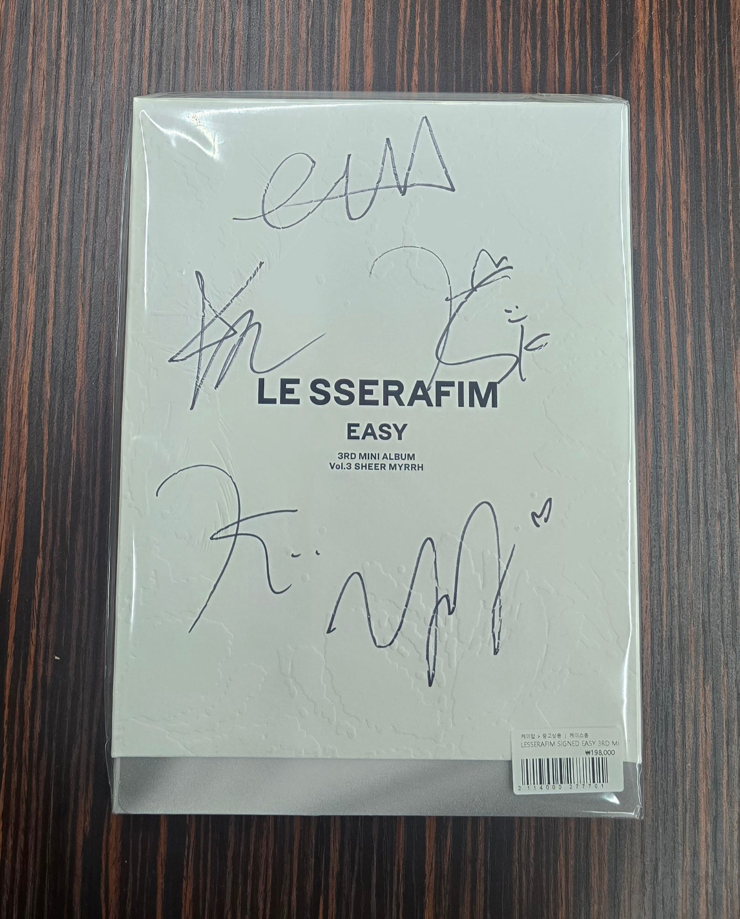 LE SSERAFIM 'EASY' 3rd Mini Album [PROMO/NOT FOR SALE] HAND-SIGNED