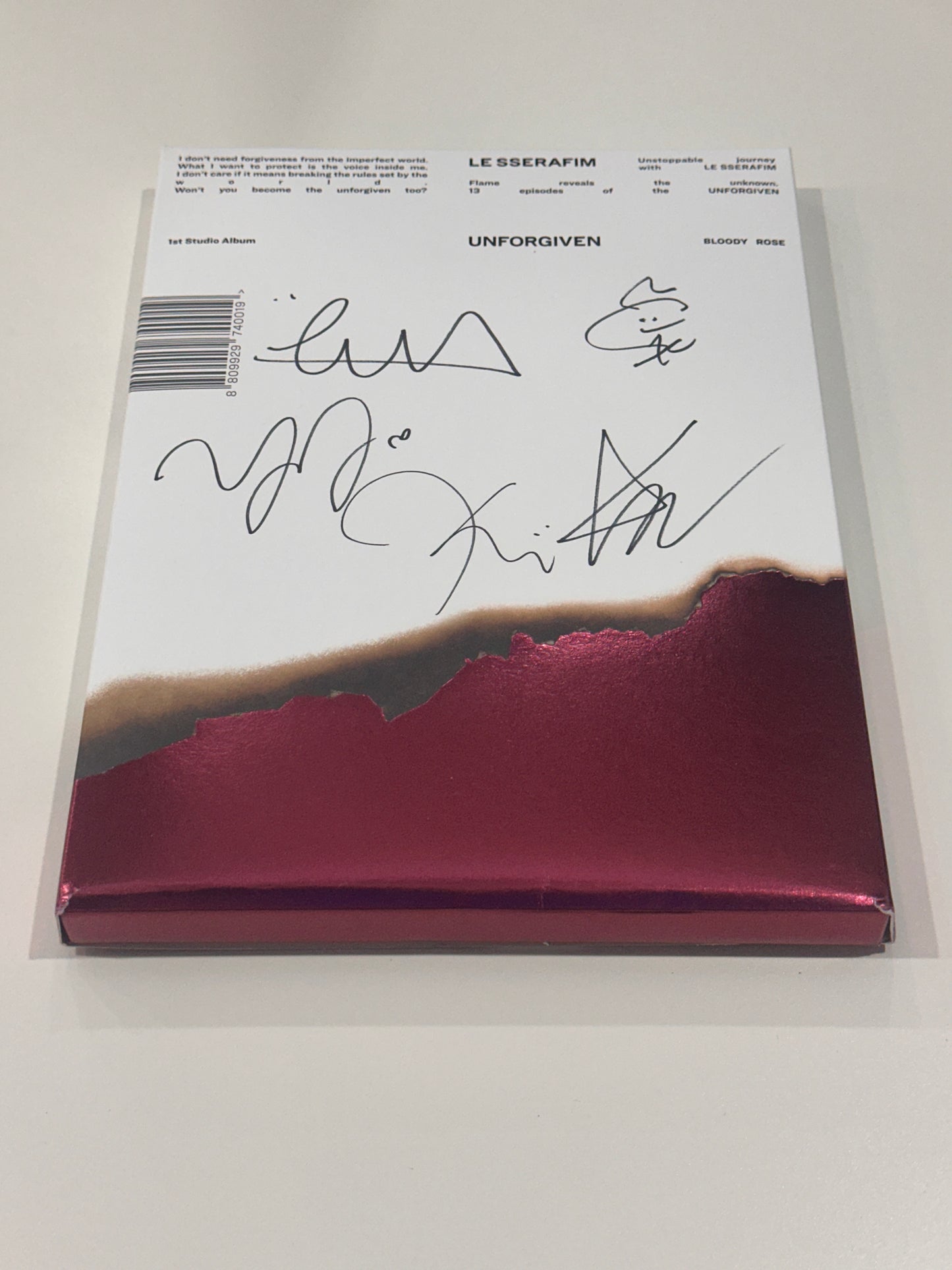 LE SSERAFIM - 1st Studio Album [UNFORGIVEN] (Bloody Rose Ver.) [PROMO/NOT FOR SALE] HAND-SIGNED ALBUM